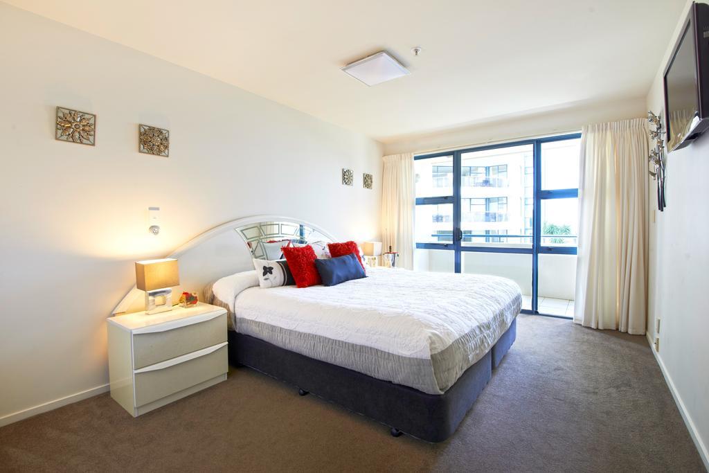 Oceanside Resort & Twin Towers Mount Maunganui Szoba fotó
